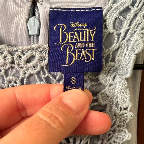 💜 DISNEY Beauty and the Beast Light blue Pretty sleeveless romper. Size S. - Picture 6 of 6
